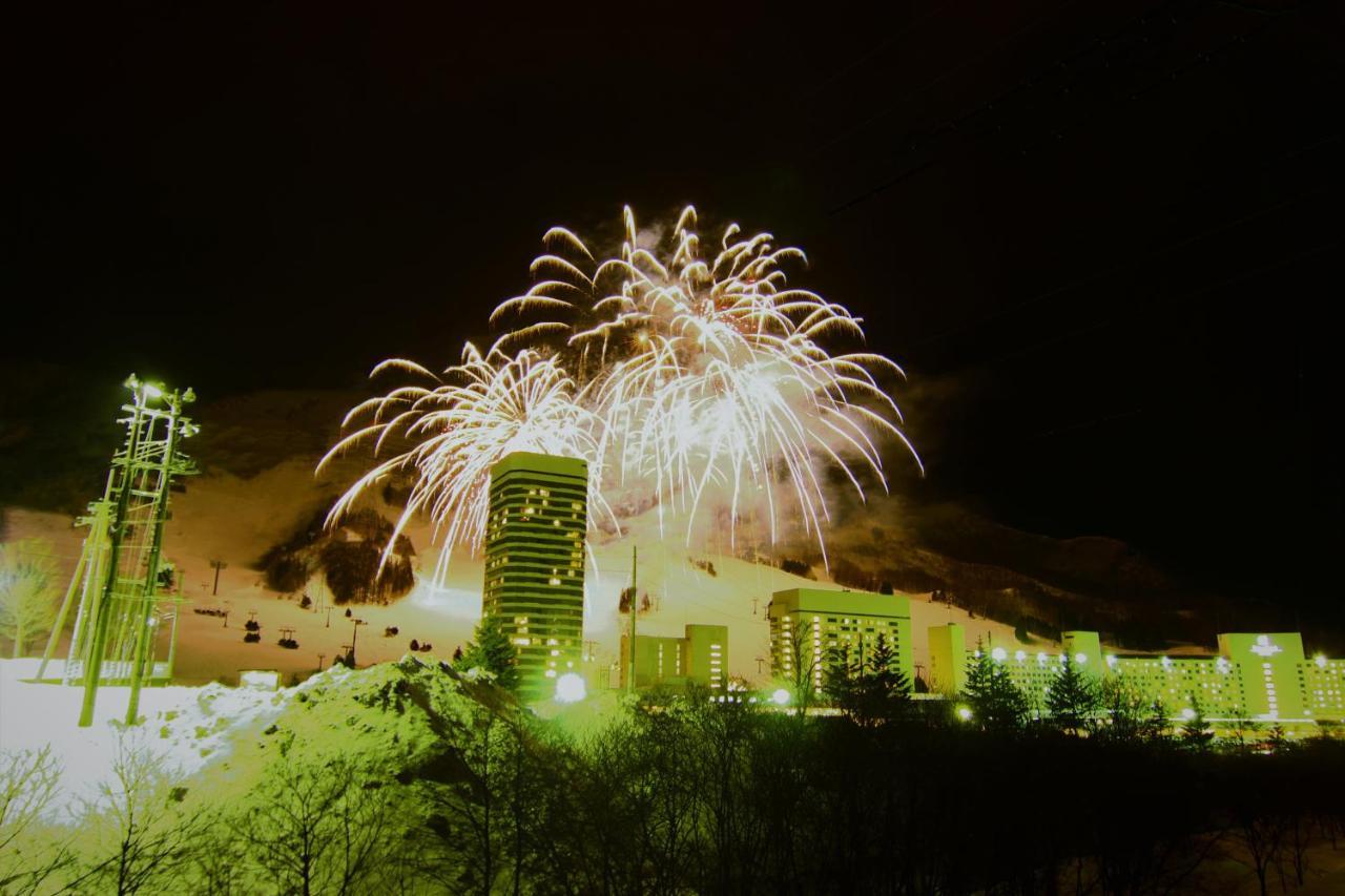 Hotel Utopia Юдзава Екстер'єр фото